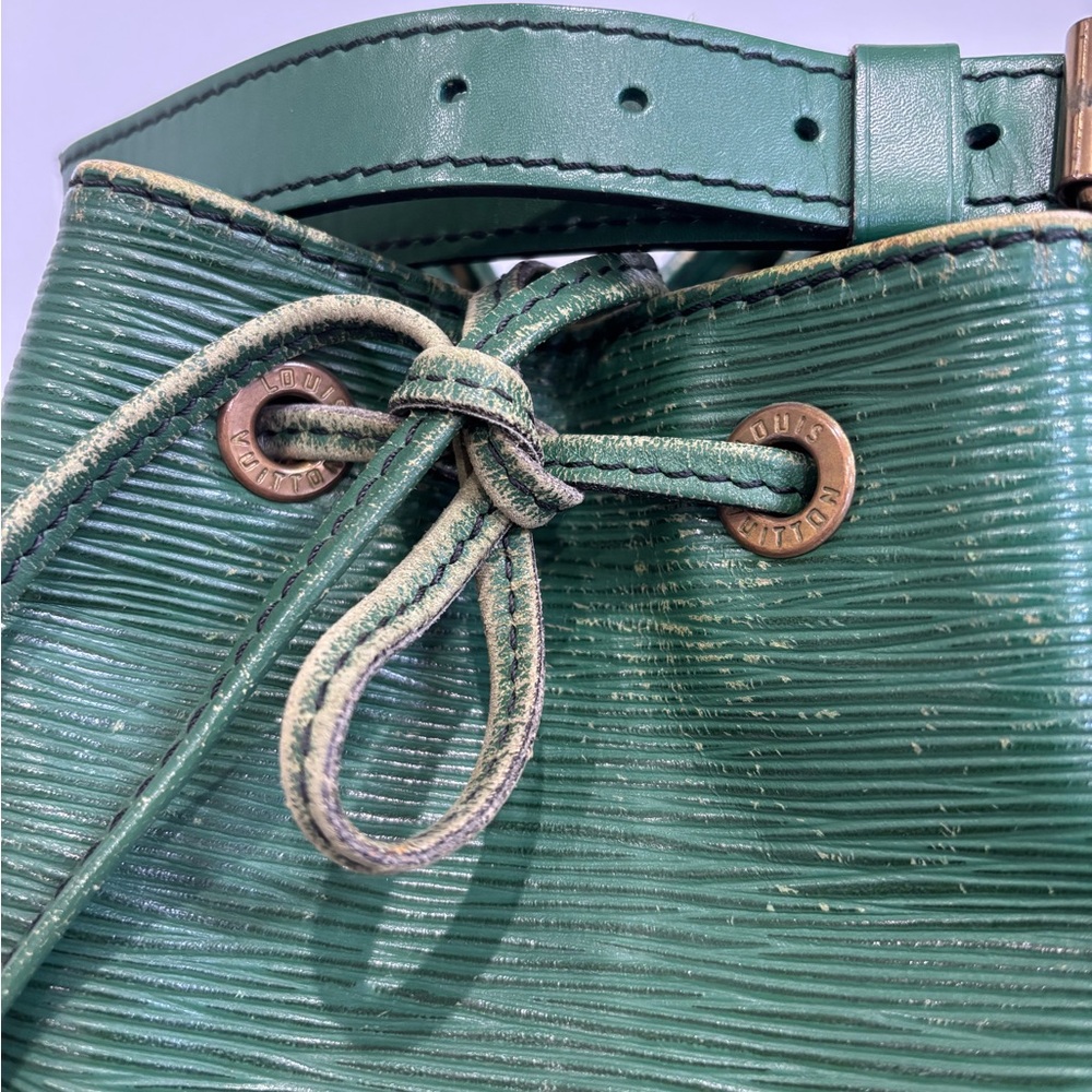 Vintage Louis Vuitton Green Epi Petit Noé Bucket Bag Shoulder Bag - Picture 4 of 16
